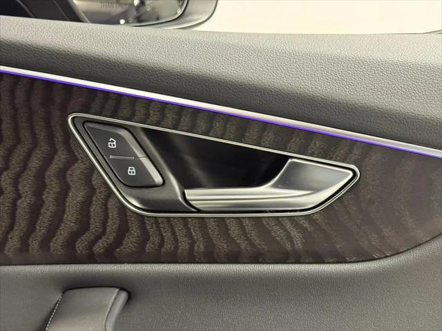 2023 Audi Q8 Premium Plus 55 TFSI quattro Tiptronic