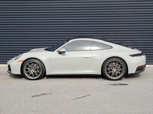 2025 Porsche 911 Carrera T
