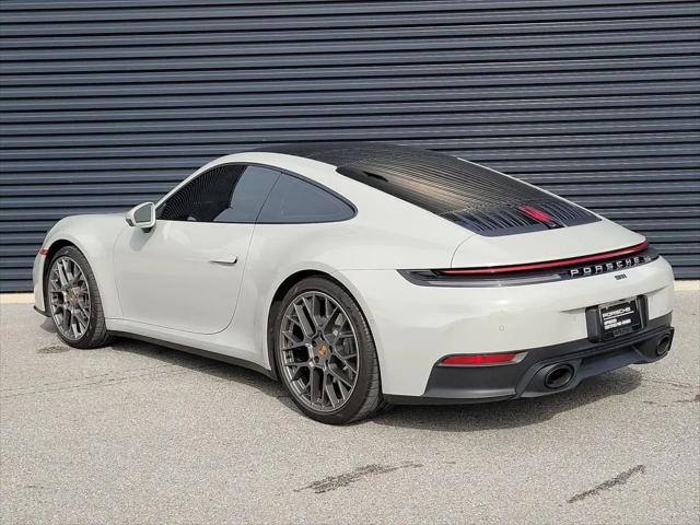 2025 Porsche 911 Carrera T
