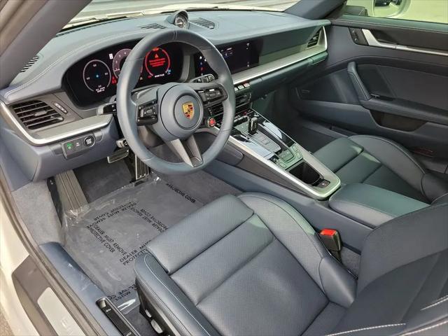 2025 Porsche 911 Carrera T