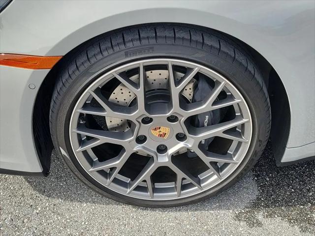 2025 Porsche 911 Carrera T