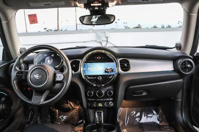 2024 MINI SE Hardtop Cooper