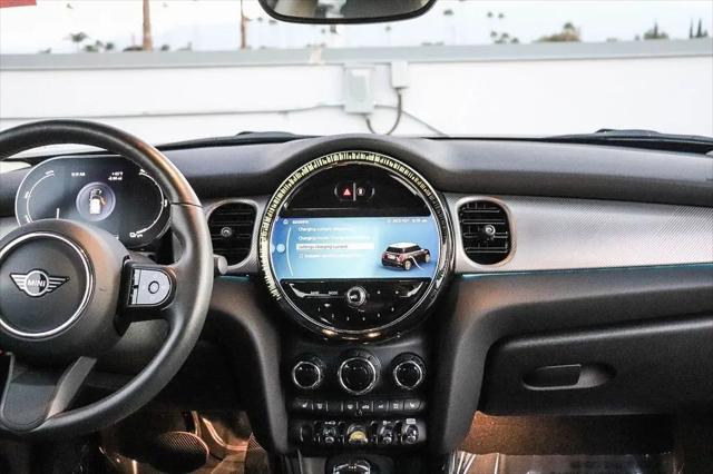 2024 MINI SE Hardtop Cooper