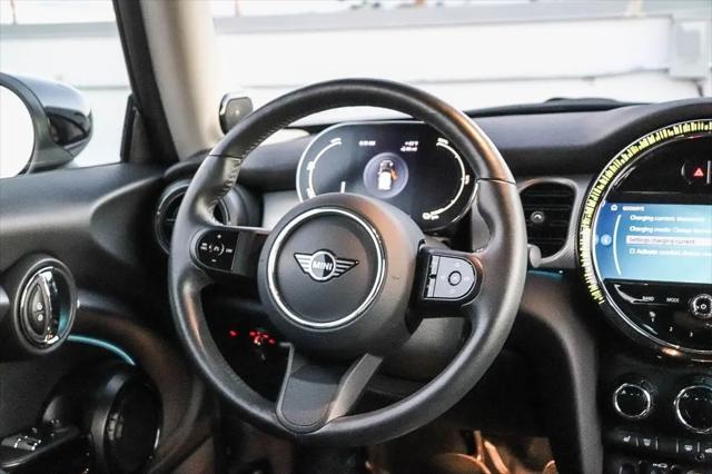 2024 MINI SE Hardtop Cooper