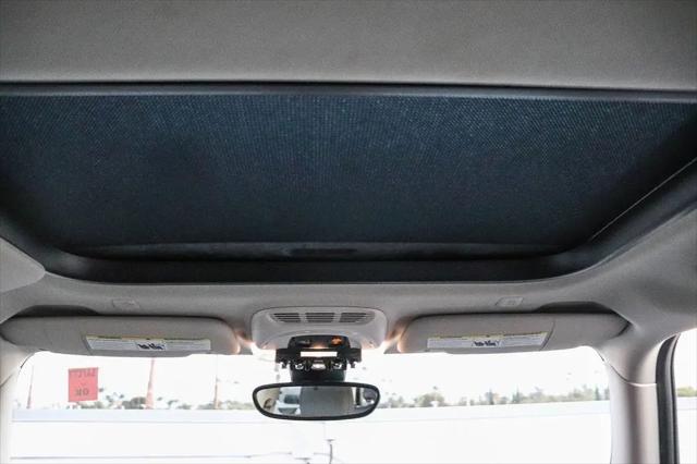 2024 MINI SE Hardtop Cooper