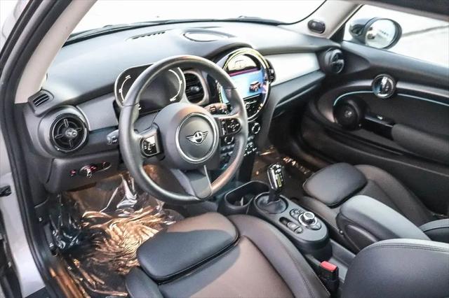 2024 MINI SE Hardtop Cooper