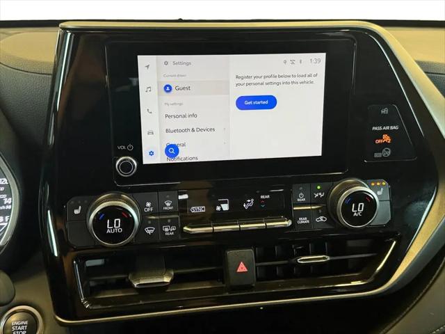 2024 Toyota Highlander XLE