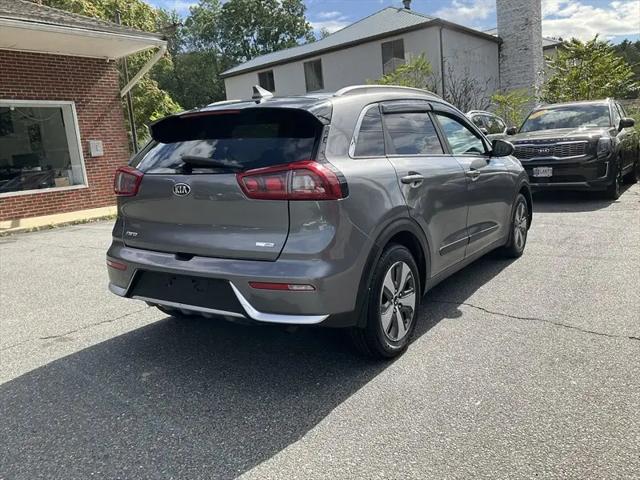 2017 Kia Niro LX