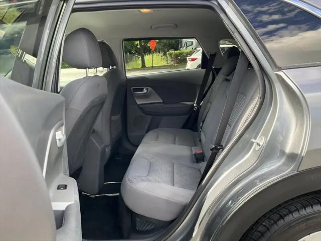2017 Kia Niro LX