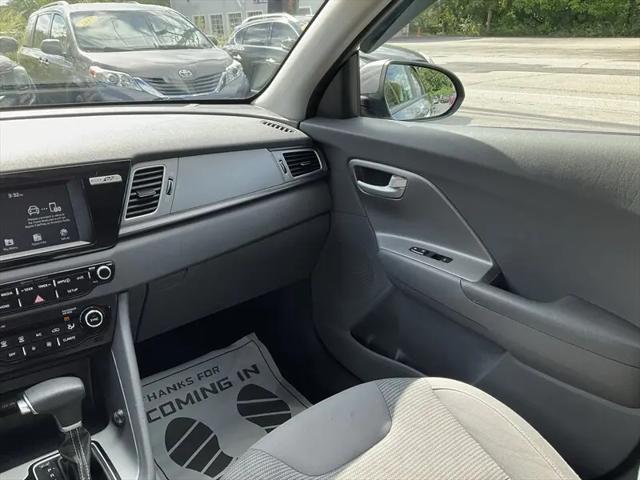 2017 Kia Niro LX