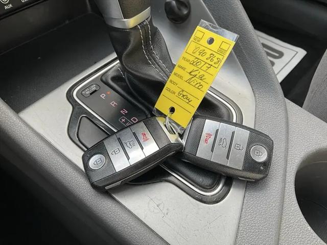 2017 Kia Niro LX