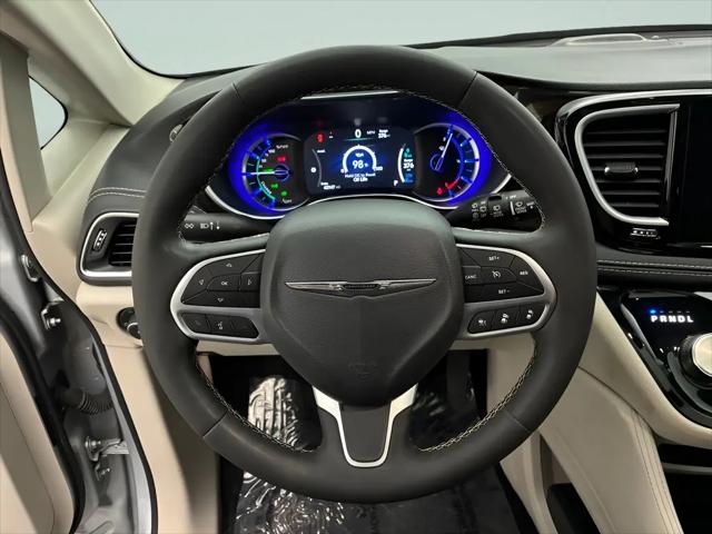 2023 Chrysler Pacifica Hybrid Limited
