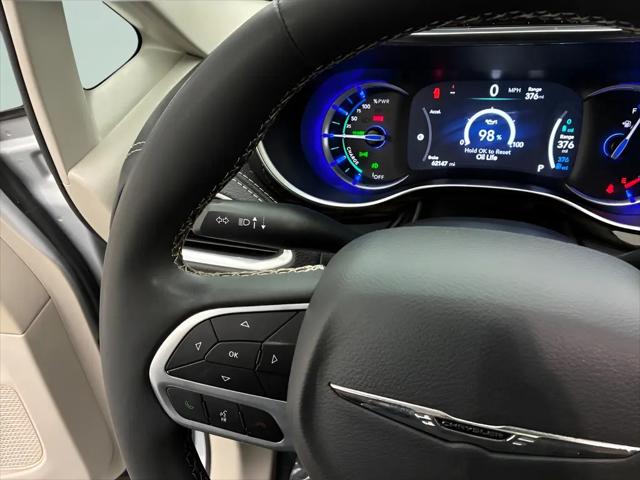 2023 Chrysler Pacifica Hybrid Limited