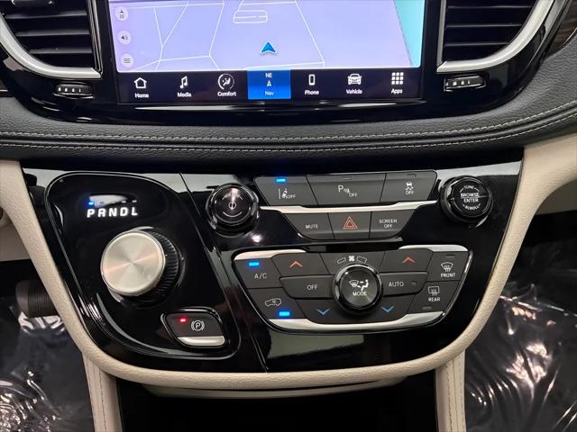 2023 Chrysler Pacifica Hybrid Limited