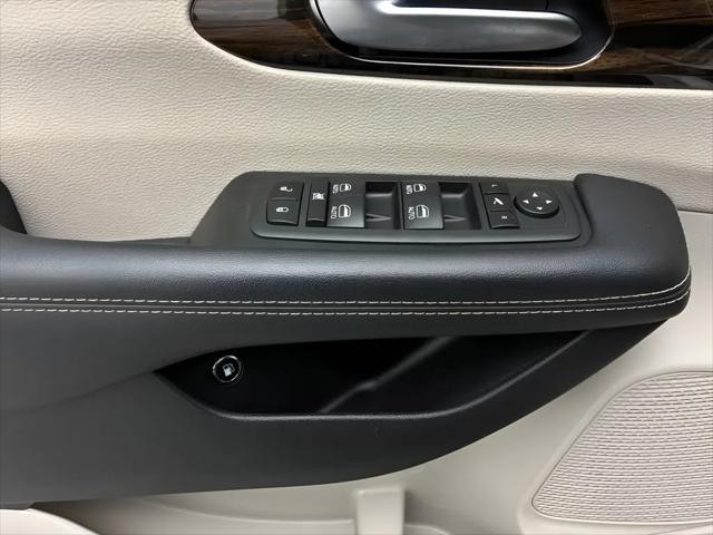 2023 Chrysler Pacifica Hybrid Limited