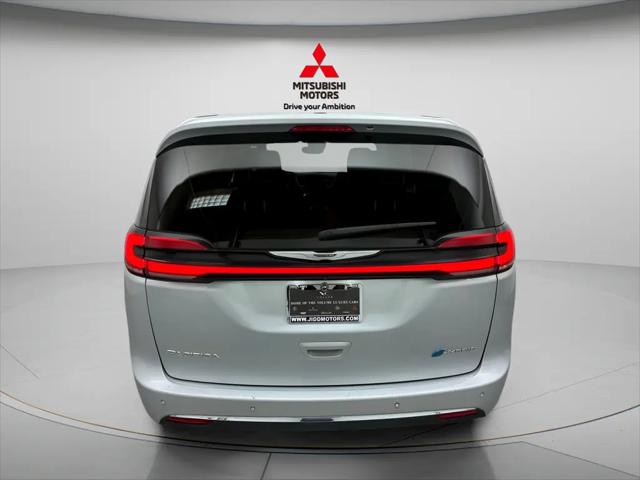 2023 Chrysler Pacifica Hybrid Limited