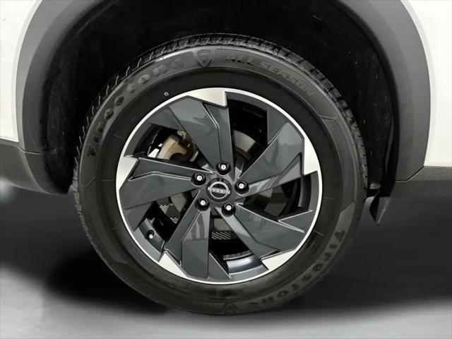 2025 Nissan Rogue SV FWD