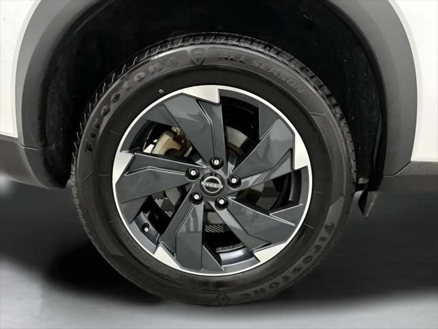 2025 Nissan Rogue SV FWD