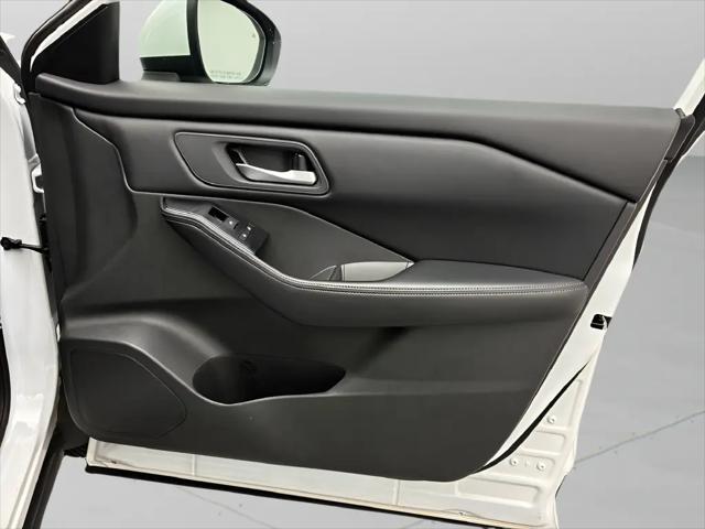 2025 Nissan Rogue SV FWD