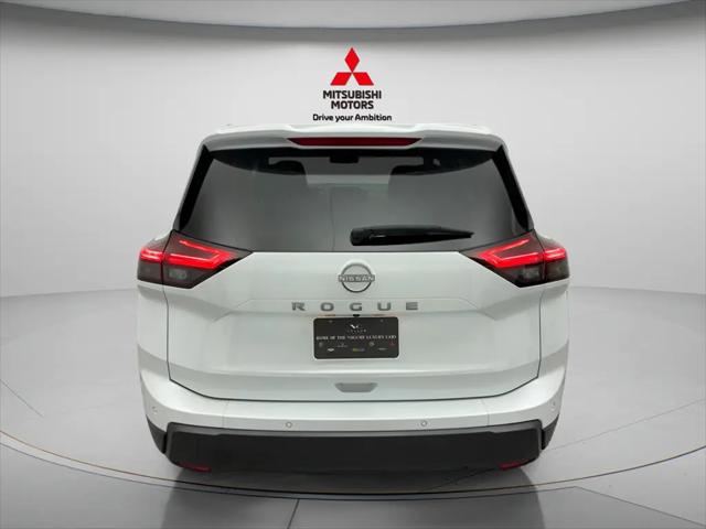 2025 Nissan Rogue SV FWD
