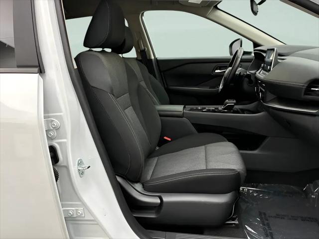 2025 Nissan Rogue SV FWD