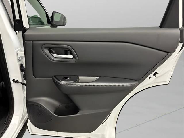 2025 Nissan Rogue SV FWD