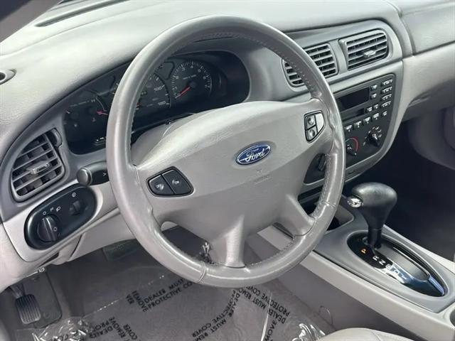 2003 Ford Taurus SES