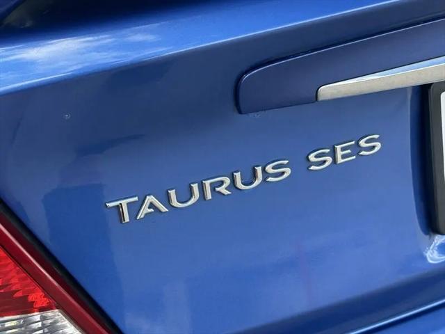 2003 Ford Taurus SES
