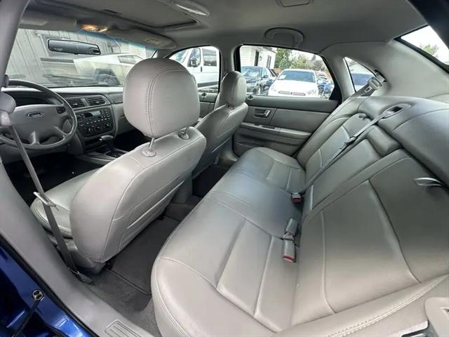 2003 Ford Taurus SES