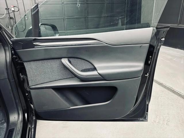 2022 Tesla Model X Plaid Tri Motor All-Wheel Drive