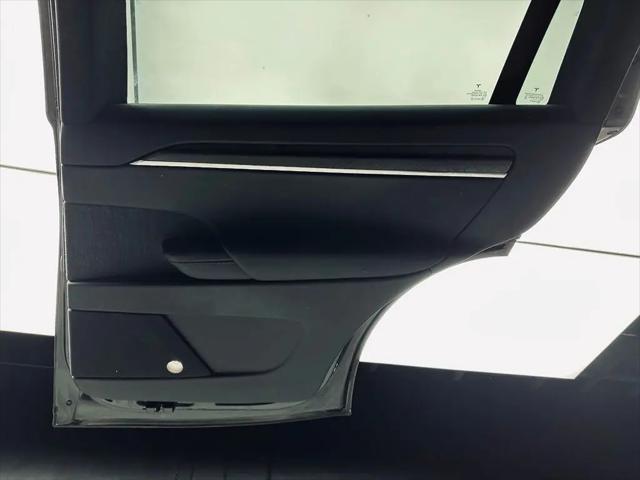 2022 Tesla Model X Plaid Tri Motor All-Wheel Drive