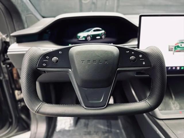 2022 Tesla Model X Plaid Tri Motor All-Wheel Drive