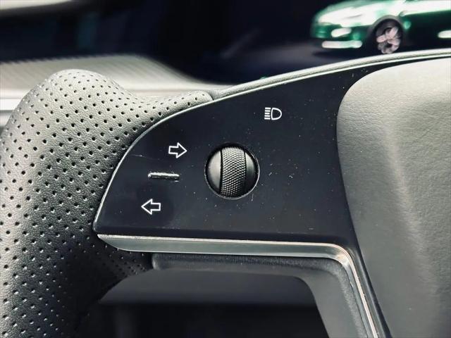 2022 Tesla Model X Plaid Tri Motor All-Wheel Drive