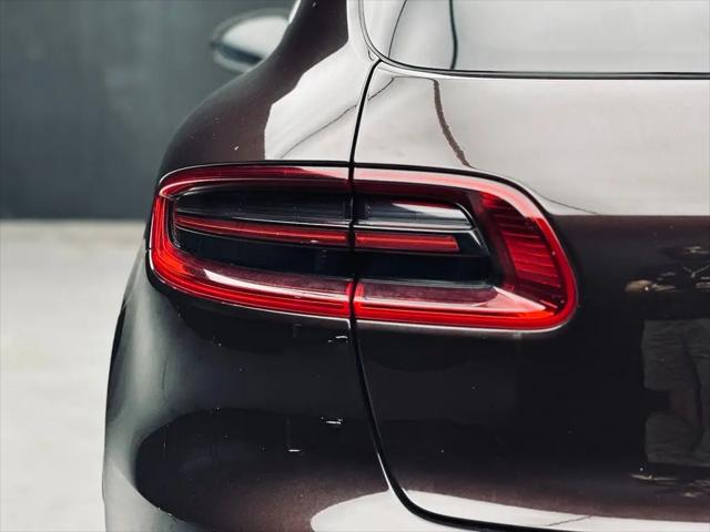 2018 Porsche Macan S