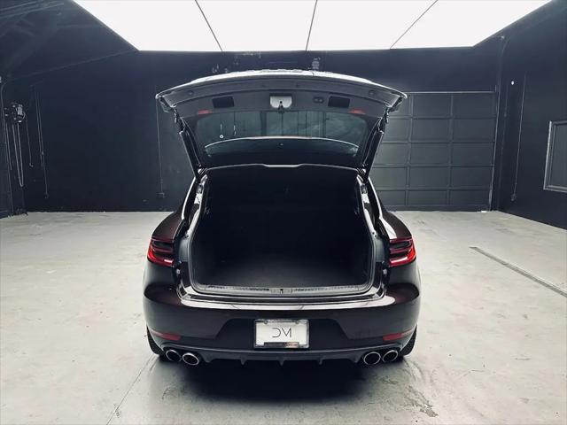 2018 Porsche Macan S