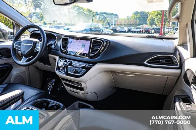 2023 Chrysler Pacifica Touring L