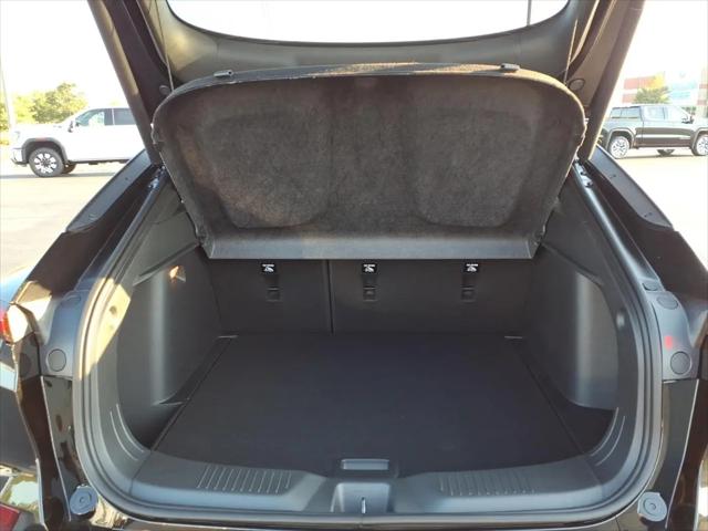 2026 Buick NV Sport Touring FWD