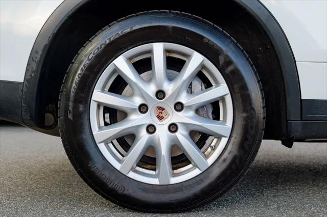 2013 Porsche Cayenne Cayenne