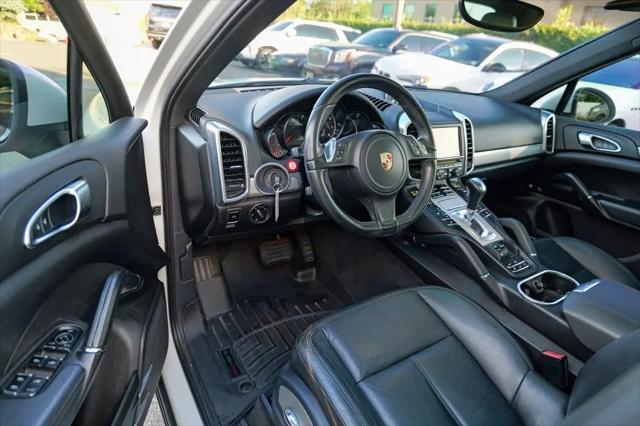 2013 Porsche Cayenne Cayenne