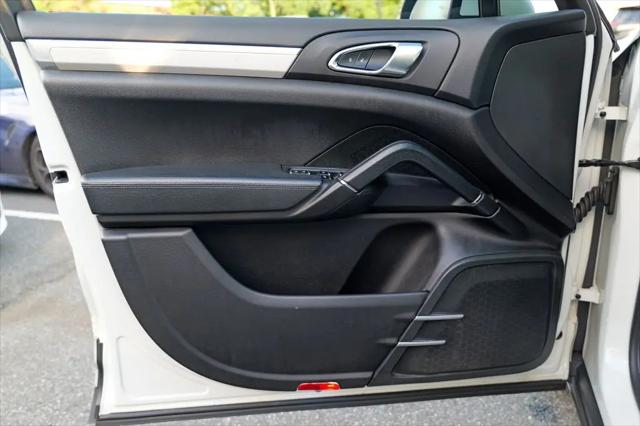 2013 Porsche Cayenne Cayenne
