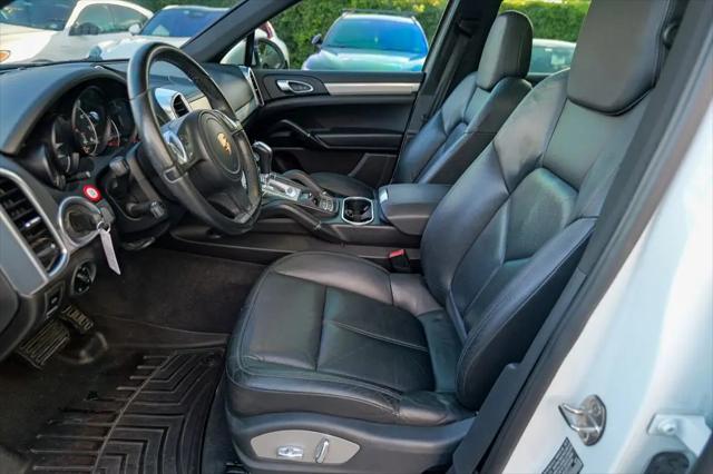 2013 Porsche Cayenne Cayenne