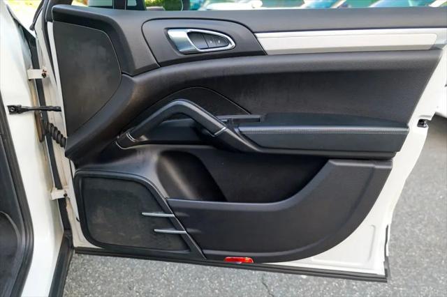 2013 Porsche Cayenne Cayenne