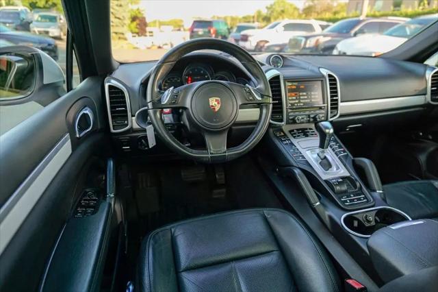 2013 Porsche Cayenne Cayenne