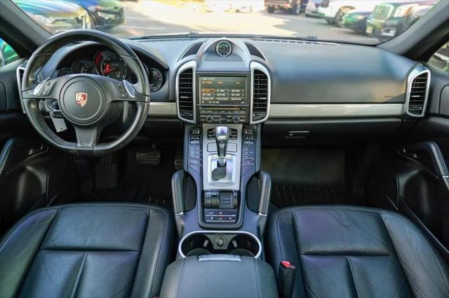 2013 Porsche Cayenne Cayenne