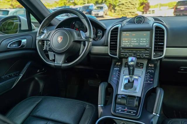 2013 Porsche Cayenne Cayenne