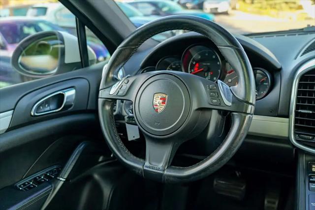 2013 Porsche Cayenne Cayenne