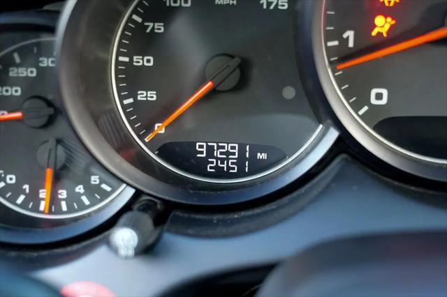 2013 Porsche Cayenne Cayenne