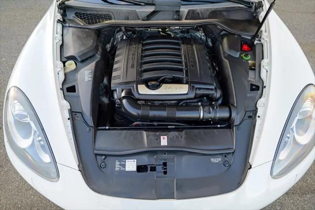 2013 Porsche Cayenne Cayenne