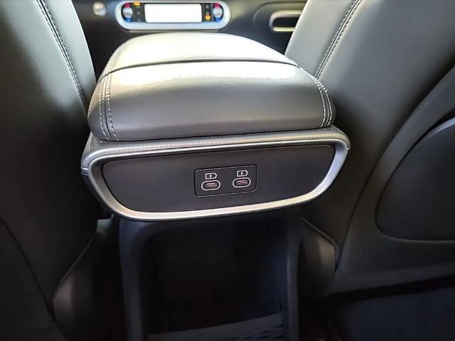 2024 Genesis GV60 Standard RWD