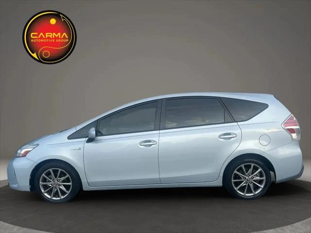 2016 Toyota Prius v Five